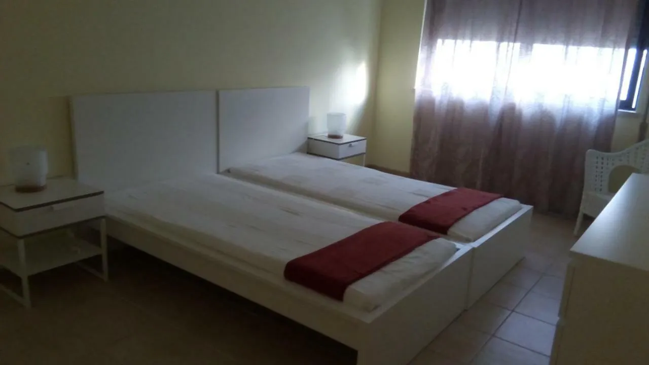 Appartement Alto Dos Navegantes à Armação de Pêra 0*,